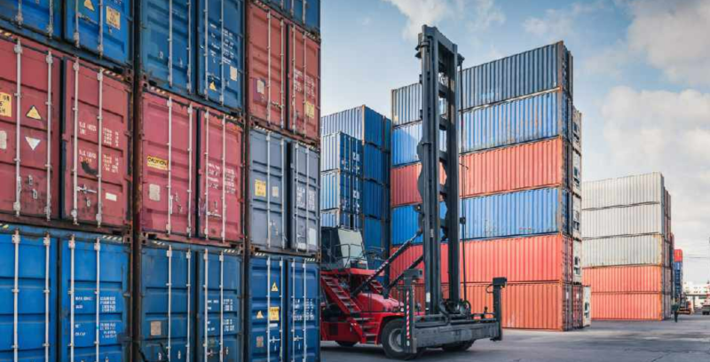 Abu Dhabi records 9% growth in non-oil foreign trade
