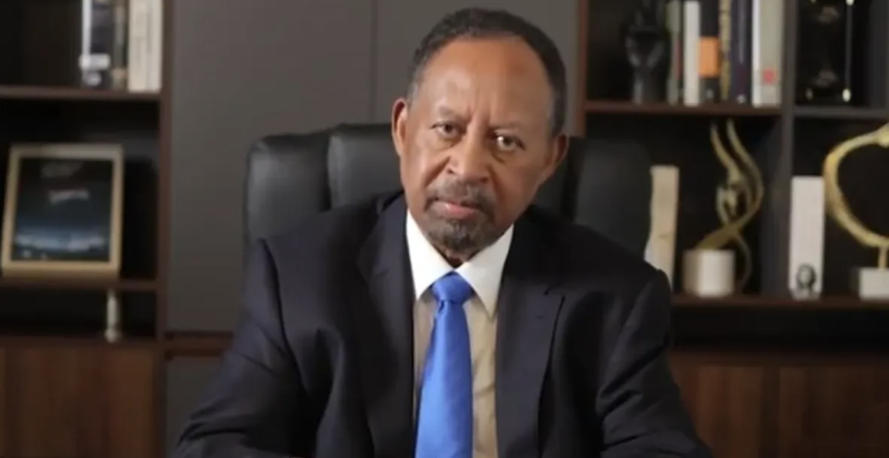 حمدوك يدعو الجيش لقبول الهدنة ويحذر من انهيار الدولة