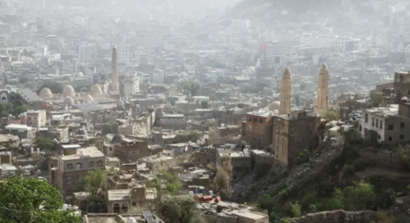 Yemen : Artillery Shelling Hits Residential Areas in Northern Taiz