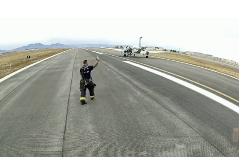 Airplane lands itself after in-flight emergency, in a first for aviation automation