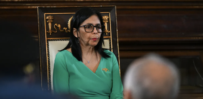 فنزويلا تجري محادثات مع واشنطن لاستئناف العلاقات الدبلوماسية