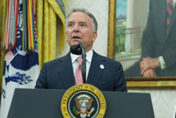 US envoy Witkoff slams Hamas' Gaza ceasefire response as "totally unacceptable"