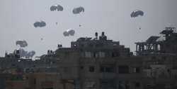 غزة.. 21 قتيلا بقصف إسرائيلي وارتفاع وفيات الجوع إلى 154