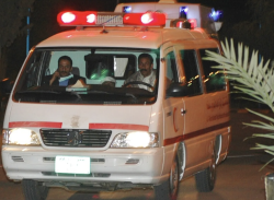 رحلة العودة تنتهي بمأساة: مصرع 30 شخصاً في حادث سير مروّع جنوب اليمن