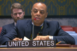 واشنطن تدعو مجلس الأمن لإنشاء آلية بحرية  لوقف تدفق الأسلحة والأموال للحوثيين في اليمن