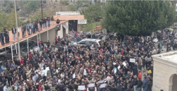 سوريا.. مظاهرات في الساحل وحمص وانتشار لقوى الأمن