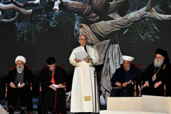 Pope urges Lebanon's religious leaders to fight intolerance