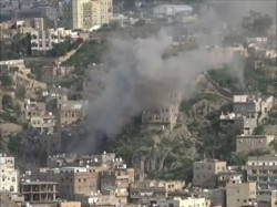 Yemen's Houthis Shell Army and Civilian Areas in Taiz