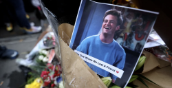 الحكم بسجن طبيب تورط في وفاة نجم مسلسل "فريندز"