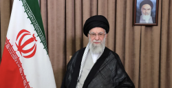 خامنئي: لن نجر البلاد لحرب ولن يفلت "المحرضون" من العقاب