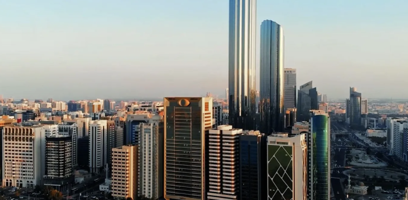 نمو مطرد للقطاع الخاص غير النفطي في الإمارات خلال يونيو