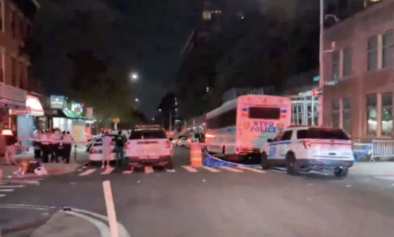 Multiple people reported injured in Brooklyn restaurant mass shooting