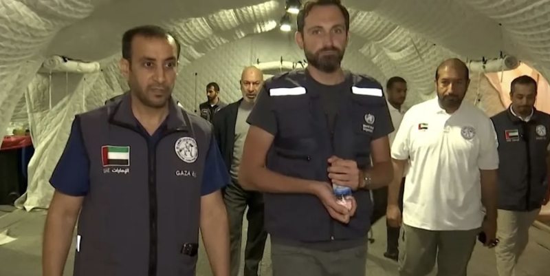 وفد من منظمة الصحة يزور المستشفى الميداني الإماراتي في غزة