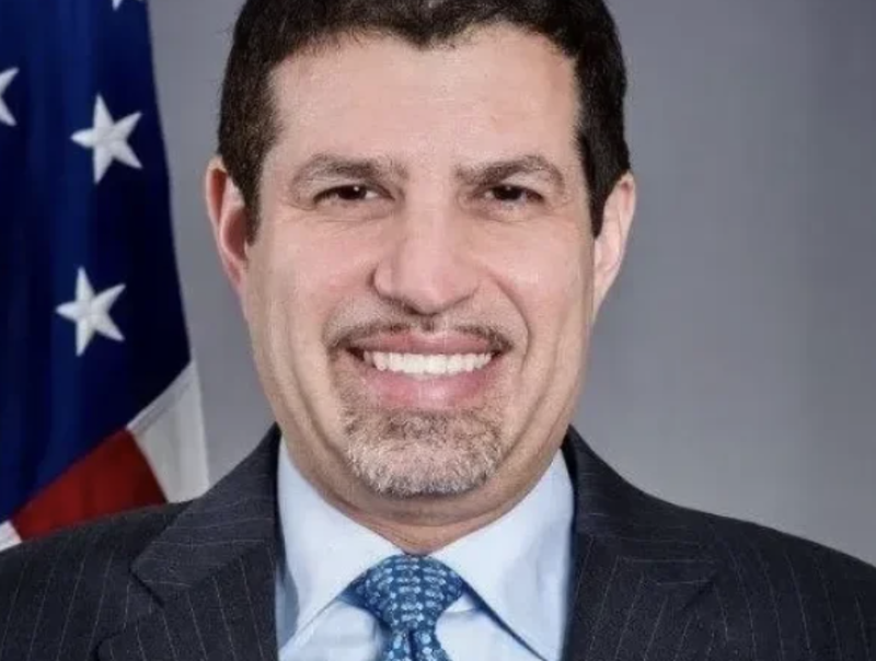 عودة السفير الأمريكي ستيفن فاجن لاستئناف مهامه في اليمن بعد مهمة مؤقتة بالعراق