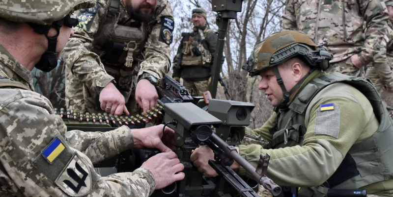 ماكرون يعلن مشاركة 26 دولة بـ"قوة طمأنة" لدعم أوكرانيا