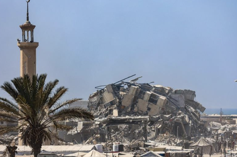 Israel flattens second Gaza City high-rise