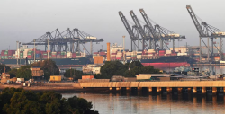 Pakistan Shuts Ports for Indian Ships as New Delhi Ends Trade Ties