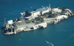 Trump orders the reopening of Alcatraz prison