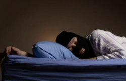 He stole and dozed off... caught a thief sleeping in the victim's house