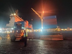 اليمن : مغادرة الباخرة “Kota Nanhai” محطة المعلا للحاويات