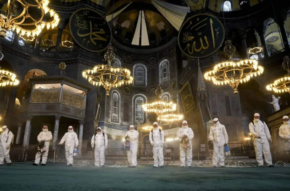 Arab countries announce Saturday as 1st day of Ramadan