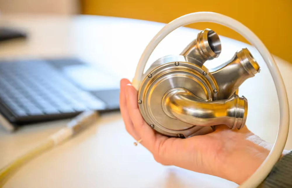 Australian man survives 100 days with artificial heart in world-first success