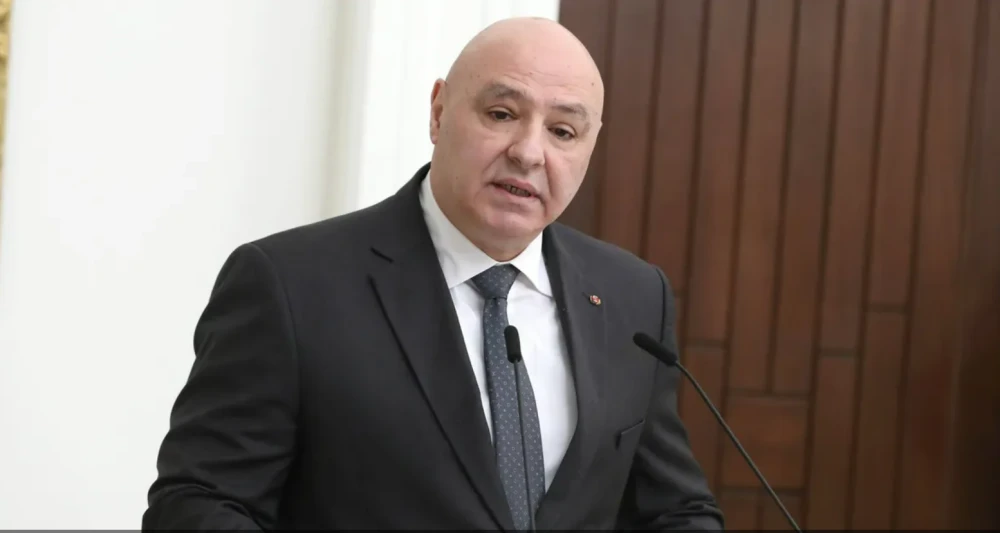 عون: لن نقبل باستمرار ما يحصل على الحدود مع سوريا