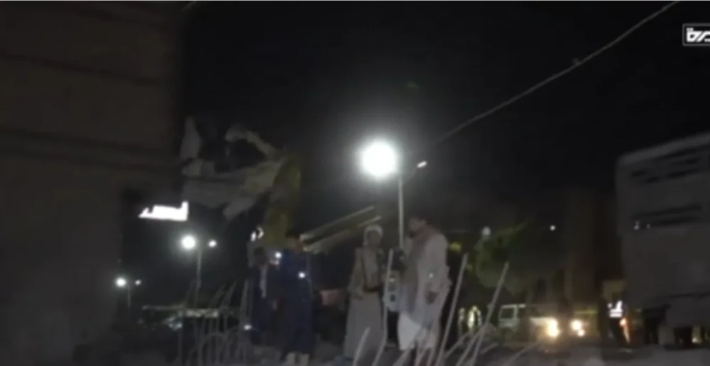 قتيل وأكثر من 10 جرحى بضربات أميركية على صنعاء