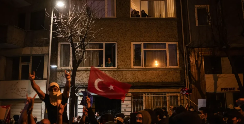 تركيا.. حظر بث قناة تلفزيونية معارضة لـ10 أيام