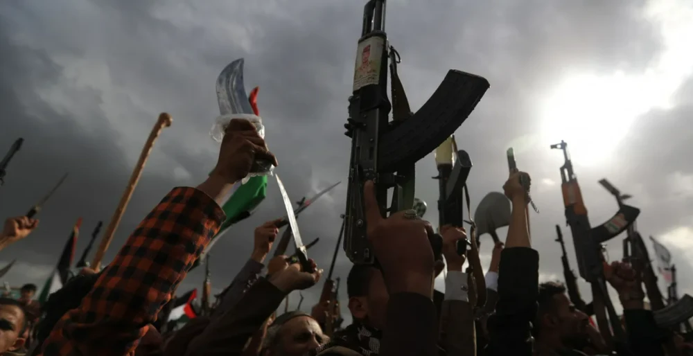 البنتاغون: الغارات الأميركية قضت على قادة من الحوثيين