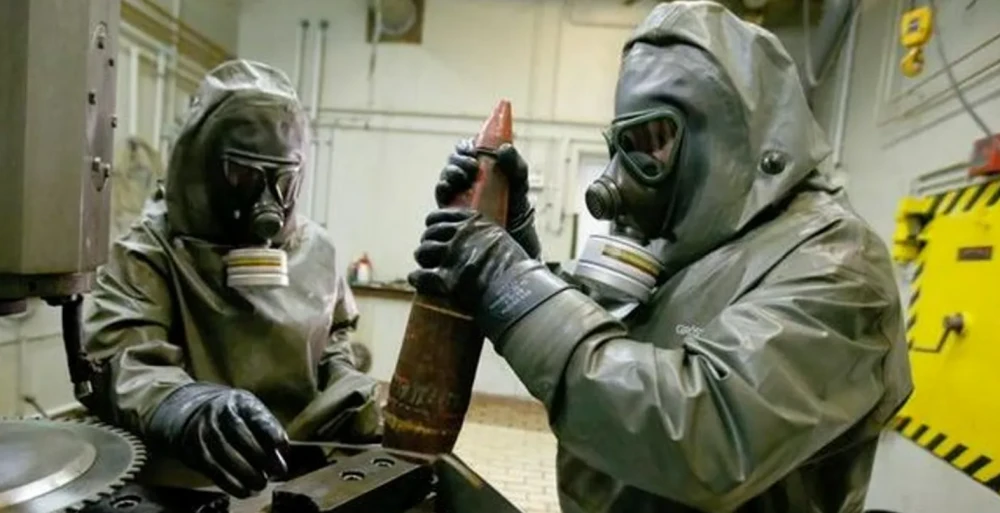 خطر كيميائي في سوريا.. تقرير الـ"100 موقع" يدحض رواية الأسد