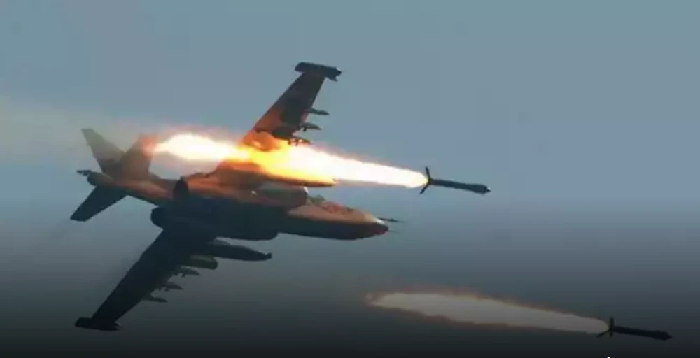 إعلام الحوثي : 22 غارة أمريكية استهدفت صنعاء ومأرب والحديدة في اليمن