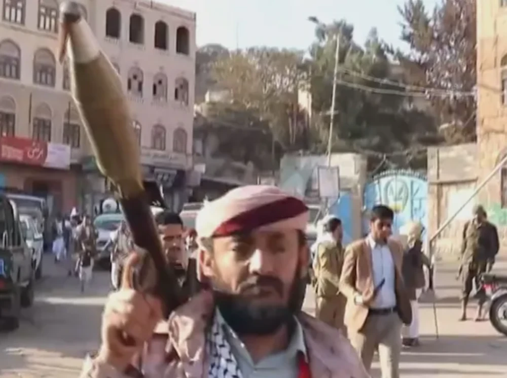 توقعات باتخاذ واشنطن خيار عملية برية لمواجهة الحوثيين في اليمن