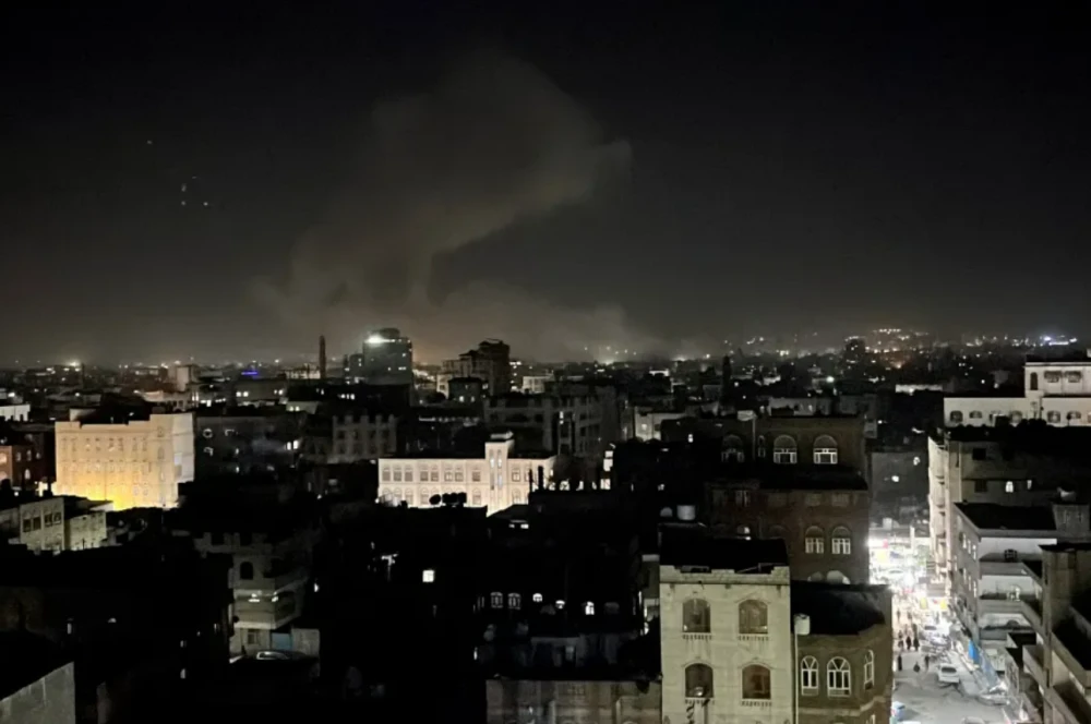 الإمارات تنفي تقارير عن انخراطها في محادثات بشأن هجوم بري في اليمن