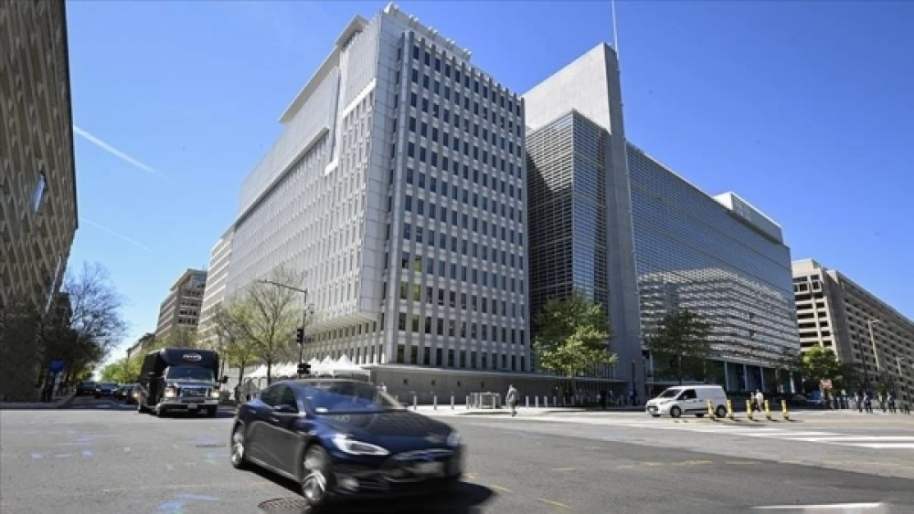 البنك الدولي يقدم منحتين بقيمة 30 مليون دولار لتعزيز الشمول المالي ودعم التعليم في اليمن