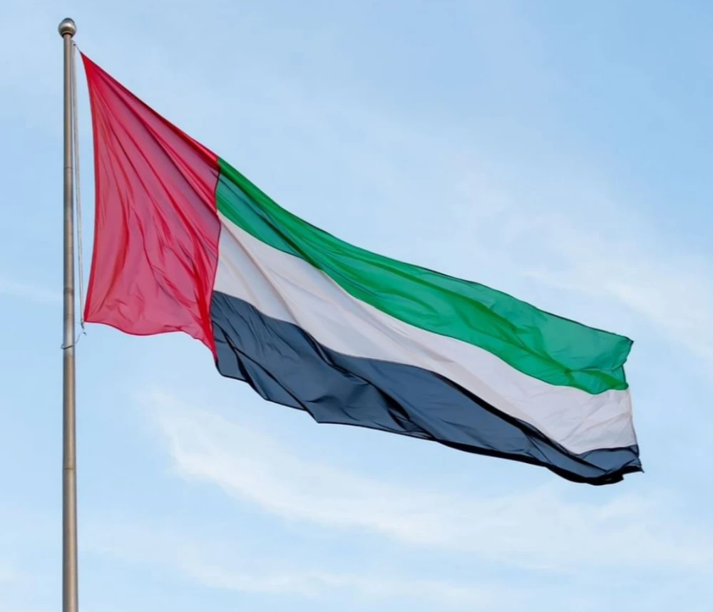 الإمارات تدين بأشد العبارات استهداف قطر