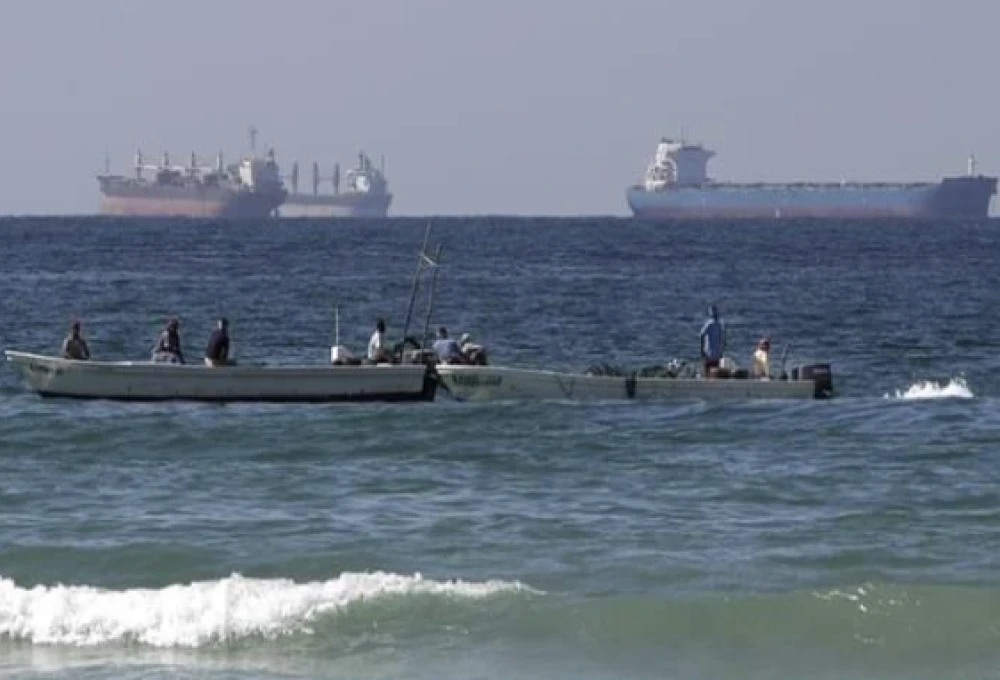 مصرع 20 مهاجرا إثر انقلاب قارب قبالة سواحل اليمن