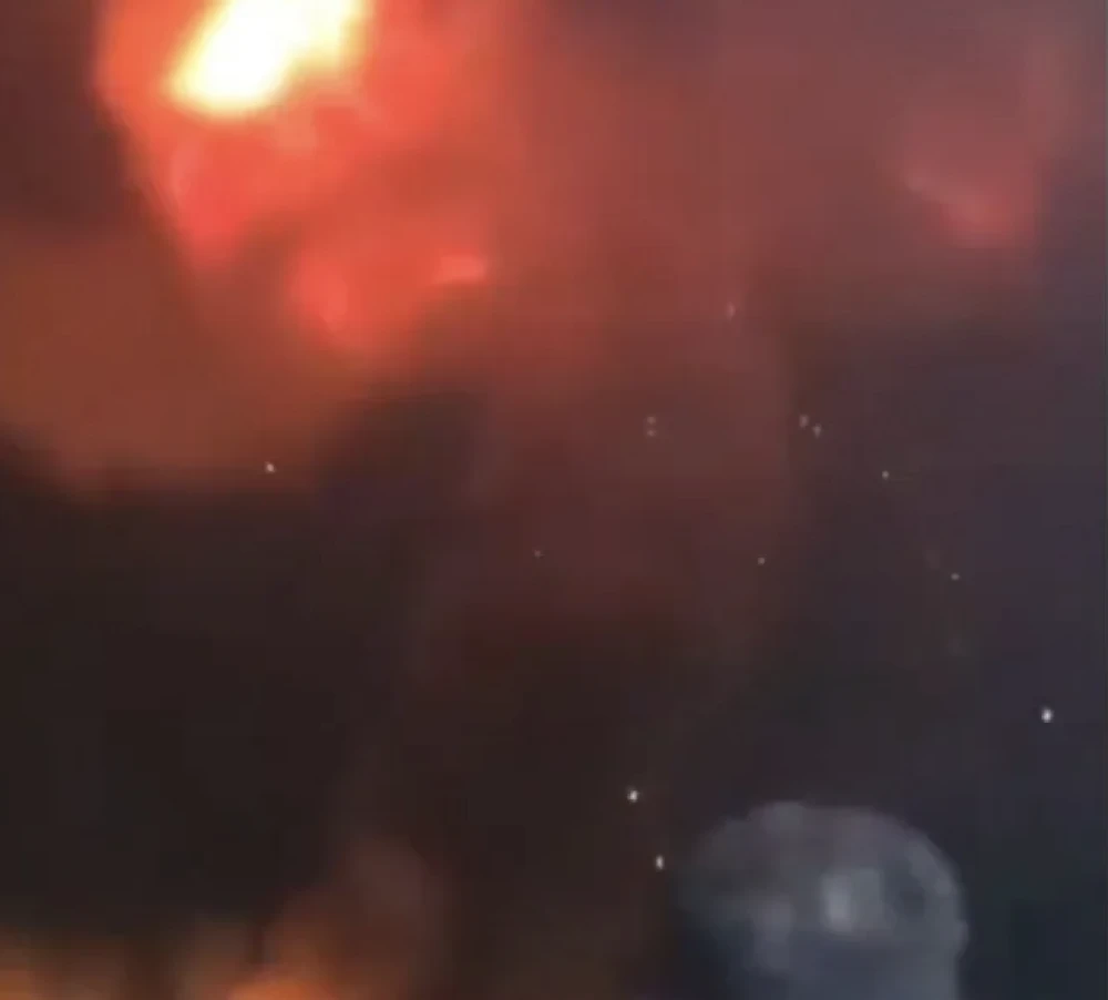 اليمن : قصف إسرائيلي على محطة كهرباء في صنعاء