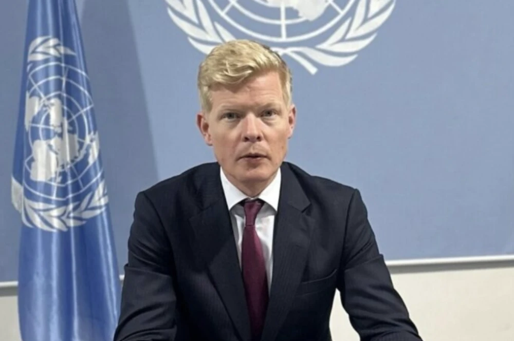 المبعوث الأممي يغادر الرياض بعد لقاءات مكثفة حول اليمن