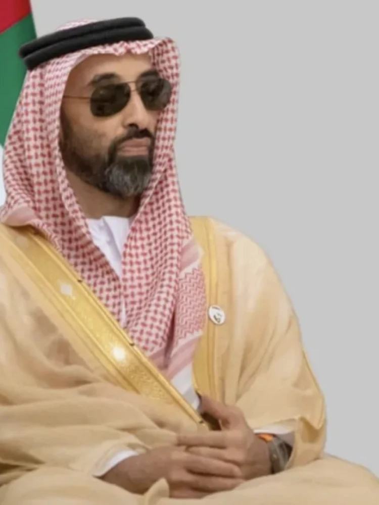 الشيخ طحنون يقود الإمارات إلى قائمة تايم في الذكاء الاصطناعي