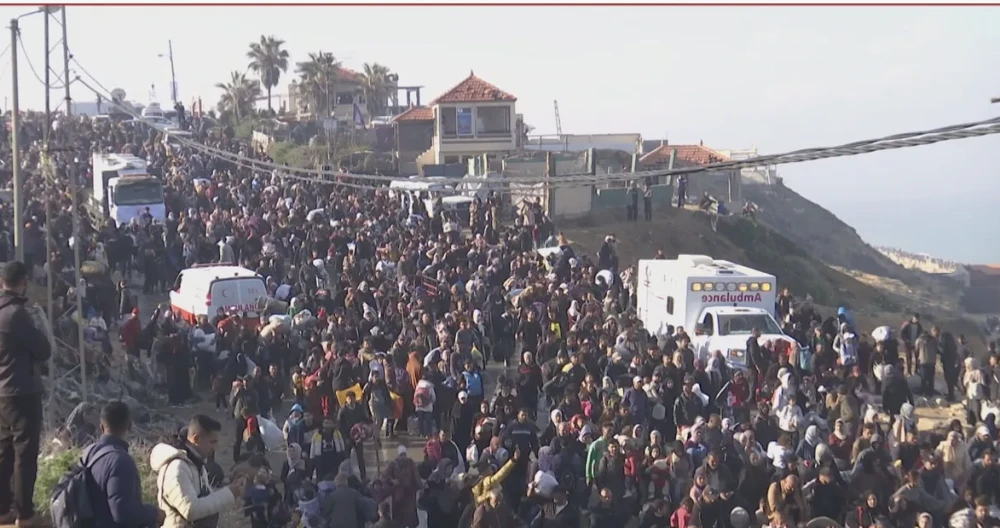 بوصاية أميركية.. الكشف عن خطة لمغادرة سكان غزة مقابل المال