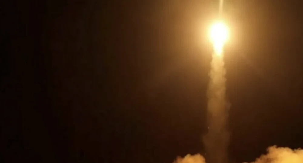 الجيش الإسرائيلي يعترض صاروخا أطلق من اليمن