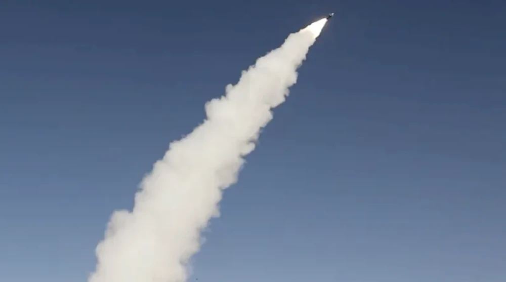 بعد غارات الحديدة.. إطلاق مسيرة حوثية نحو مطار رامون