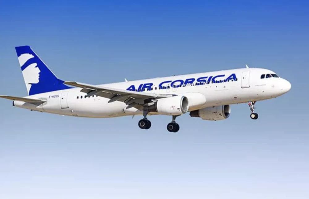 Sleeping French air traffic controller leaves Corsica flight circling in darkness