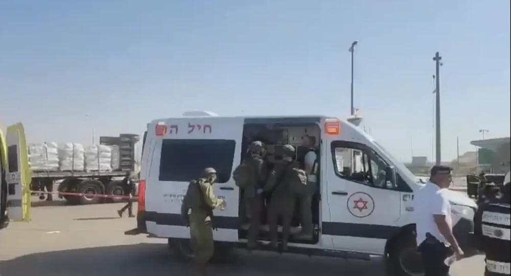 قتيلان إسرائيليان بهجوم عند معبر على حدود الضفة مع الأردن