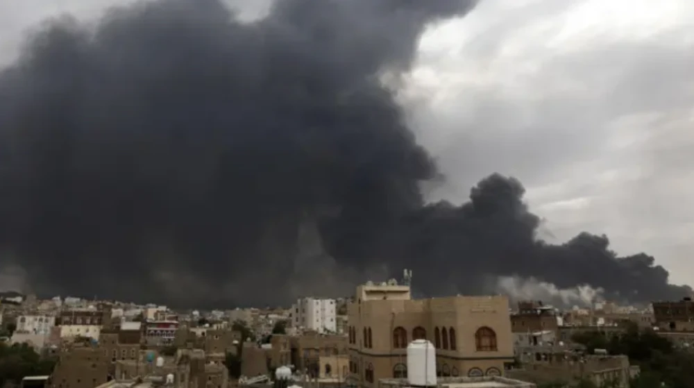 اليمن : 13 غارة جوية إسرائيلية تستهدف مواقع للحوثيين في مربع السبعين وباب اليمن بصنعاء