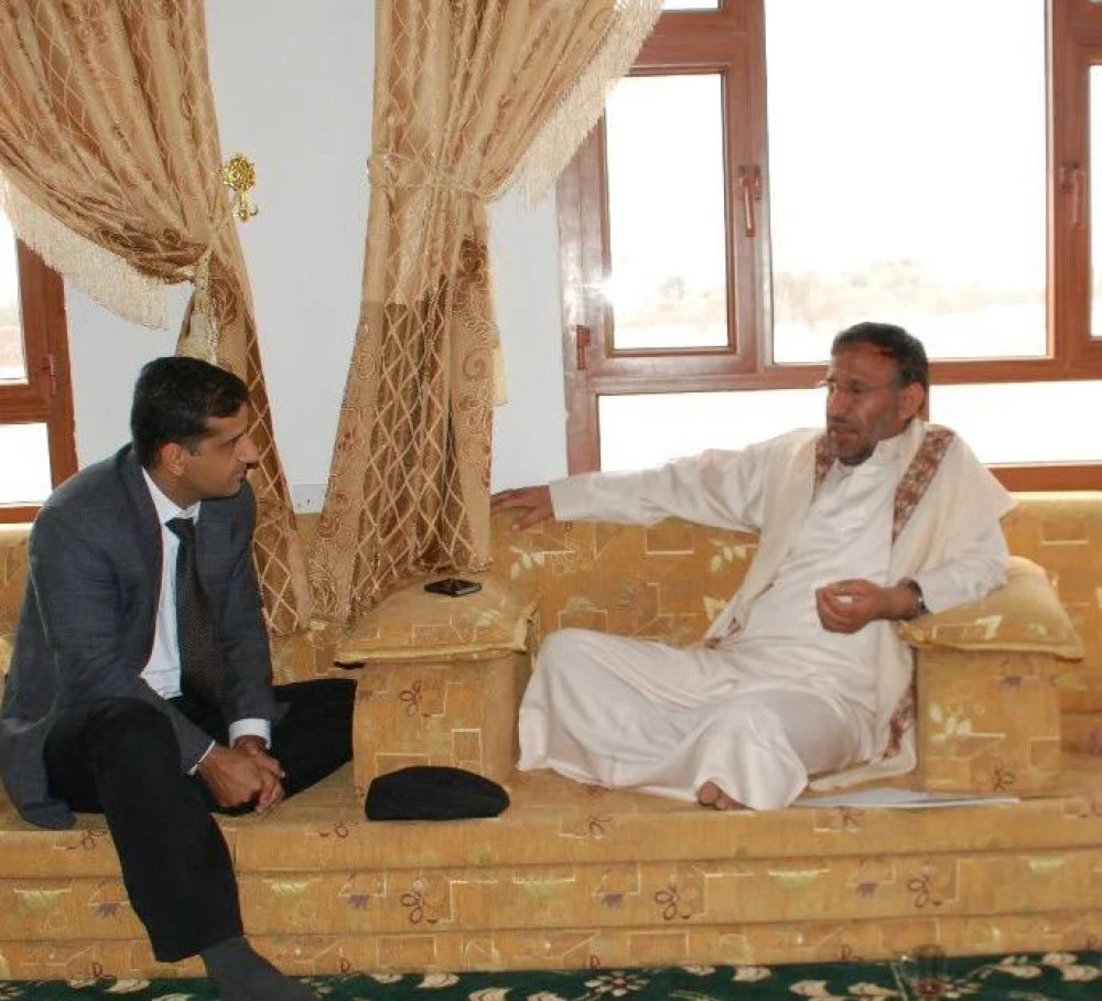 اليمن : قيادي حوثي سابق يهاجم سياسات إطلاق الصواريخ: ألا يُعدّ ذلك مشاركة في الجريمة؟