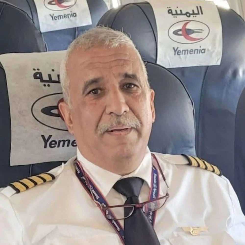 Yemeni Pilot Arrested for Hijacking Civilian Plane to Sanaa Under Houthi Orders