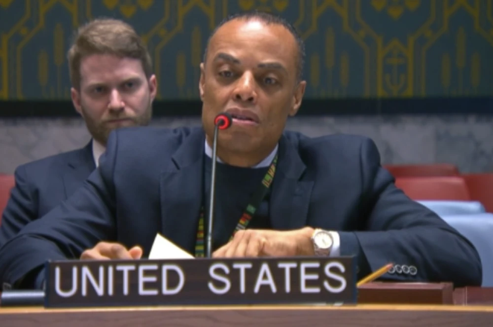 واشنطن تدعو مجلس الأمن لإنشاء آلية بحرية  لوقف تدفق الأسلحة والأموال للحوثيين في اليمن