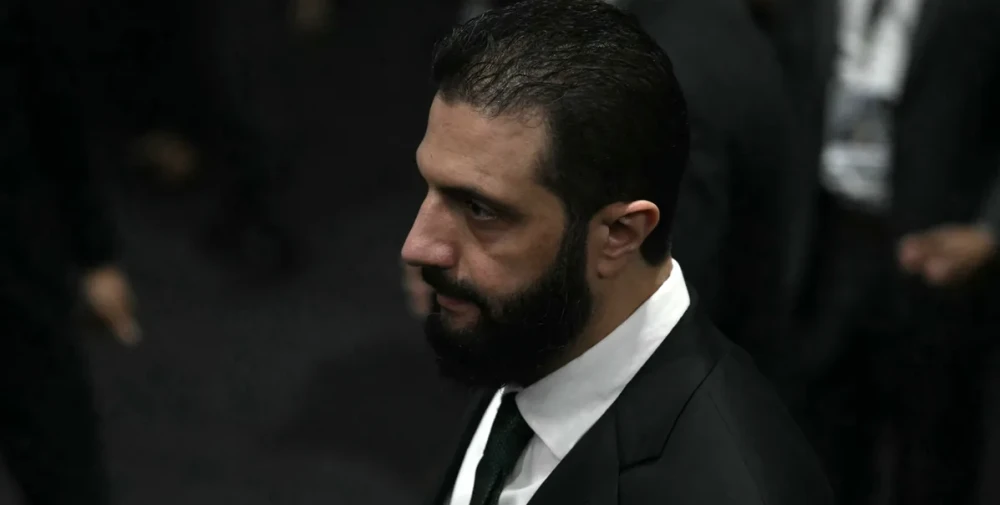 واشنطن ترفع العقوبات عن الشرع قبيل اجتماعه مع ترامب